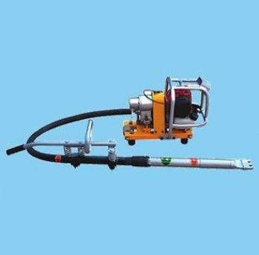 點擊查看詳細信息<br>標題：DG150型電動軟軸高頻搗固機 閱讀次數(shù)：1646