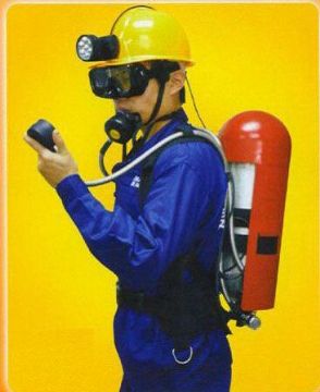 點(diǎn)擊查看詳細(xì)信息<br>標(biāo)題：潛水空氣呼吸器型 閱讀次數(shù)：2705