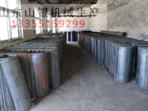 點擊查看詳細信息<br>標(biāo)題：礦用溜槽制作基地 閱讀次數(shù)：2325